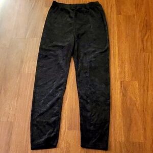 Avenue Women's Floral Textured Black Velvety Stretchable Leggings - Size M/L